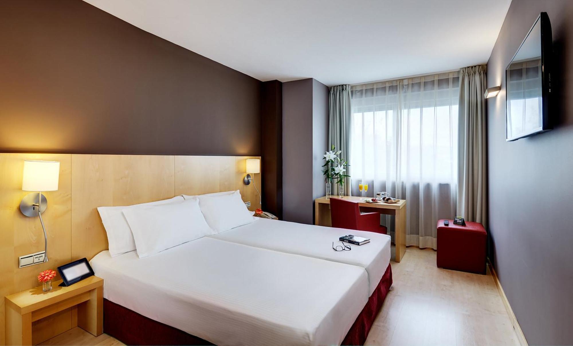 Hotel Sercotel Portales Logroño Exterior foto